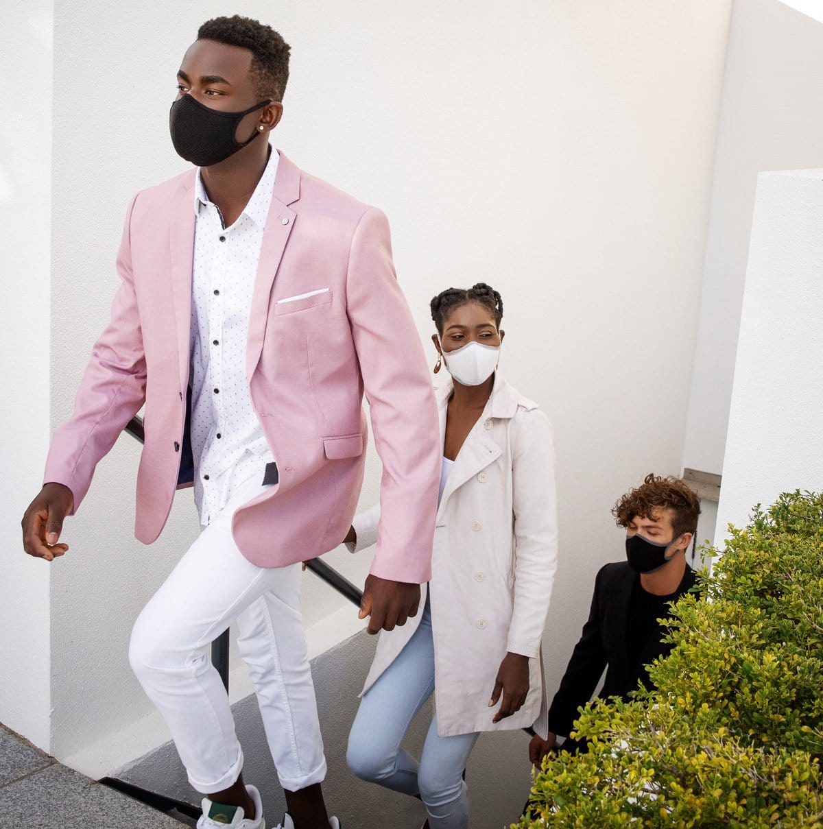 Black Mesh Mask w/ Gray Trim